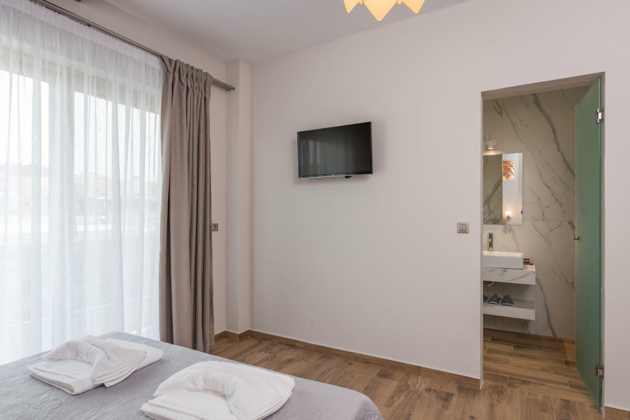 Aequor Luxury Rooms & Apartments Kato Daratso Buitenkant foto